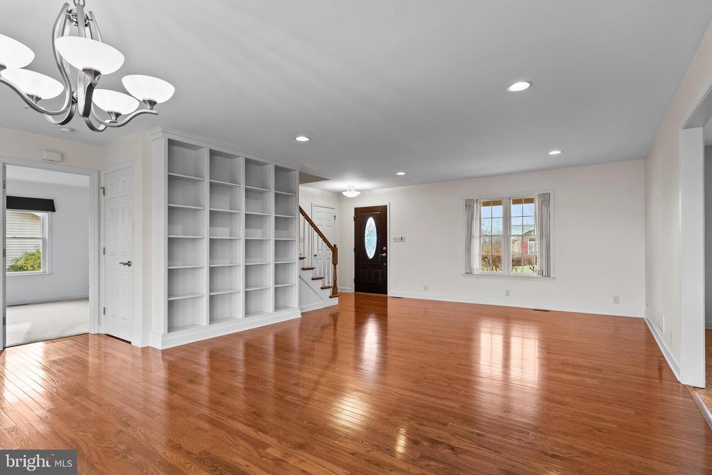 150 Topaz Drive photo 10