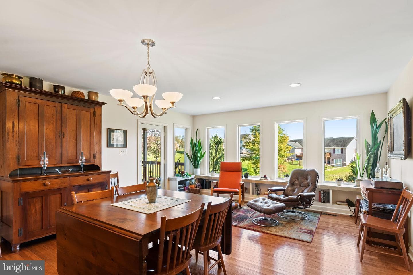 150 Topaz Drive photo 17