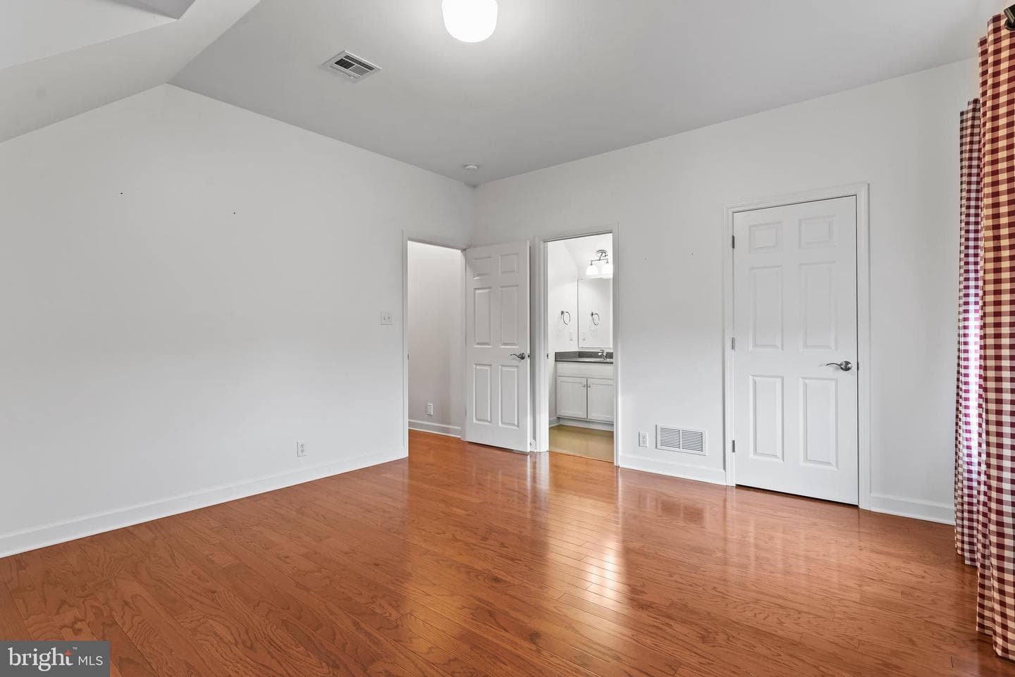 150 Topaz Drive photo 47
