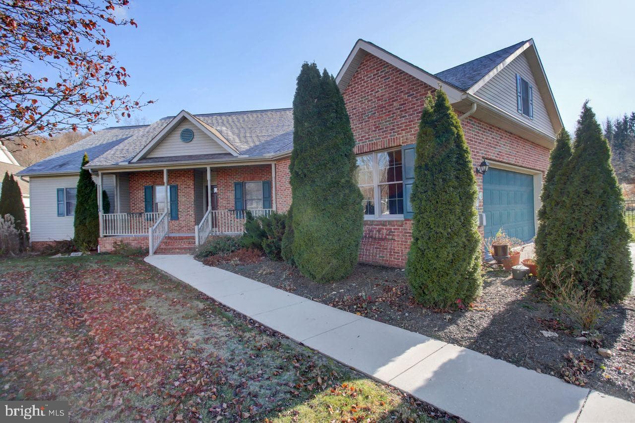11266 Greenridge Drive photo 1