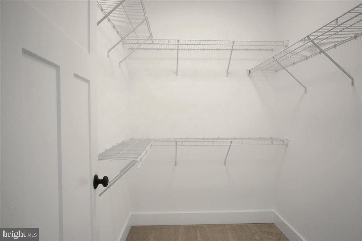 109 Baker And Russell photo 18