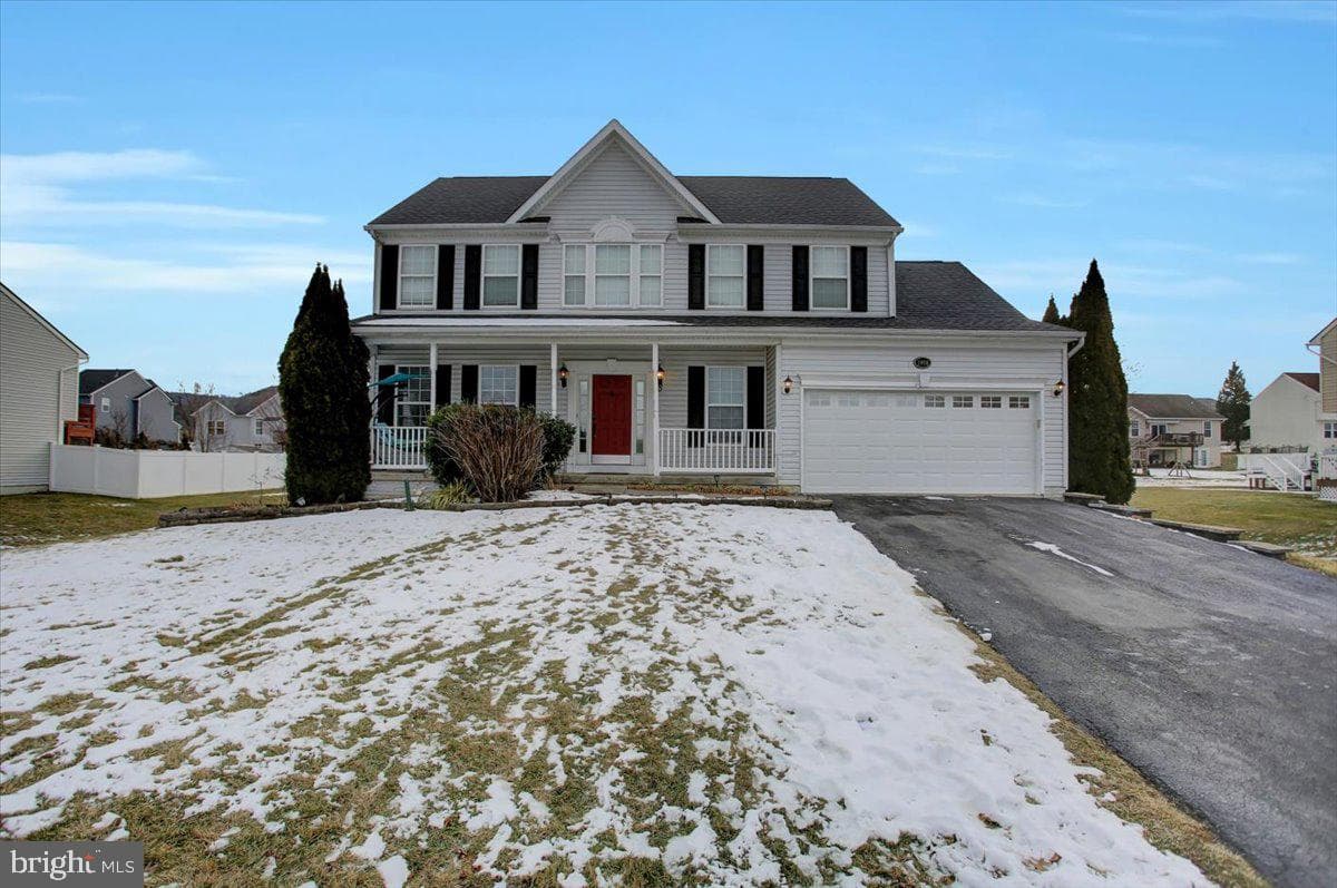 2850 Galaxy Dr. photo 2