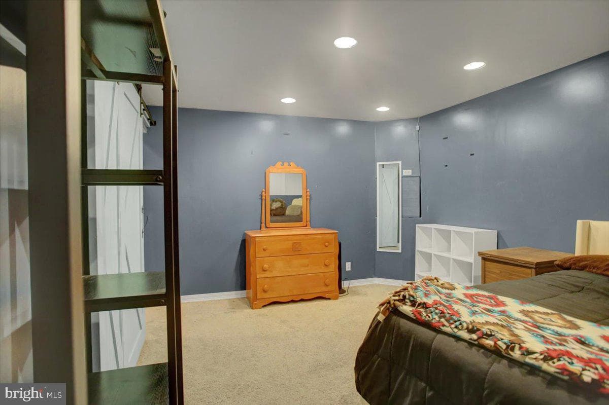 2850 Galaxy Dr. photo 37