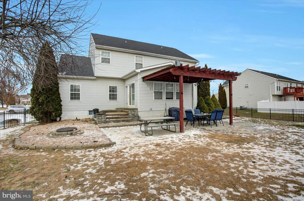 2850 Galaxy Dr. photo 45