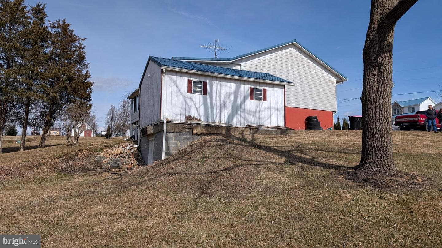11347 Cumberland Highway photo 11