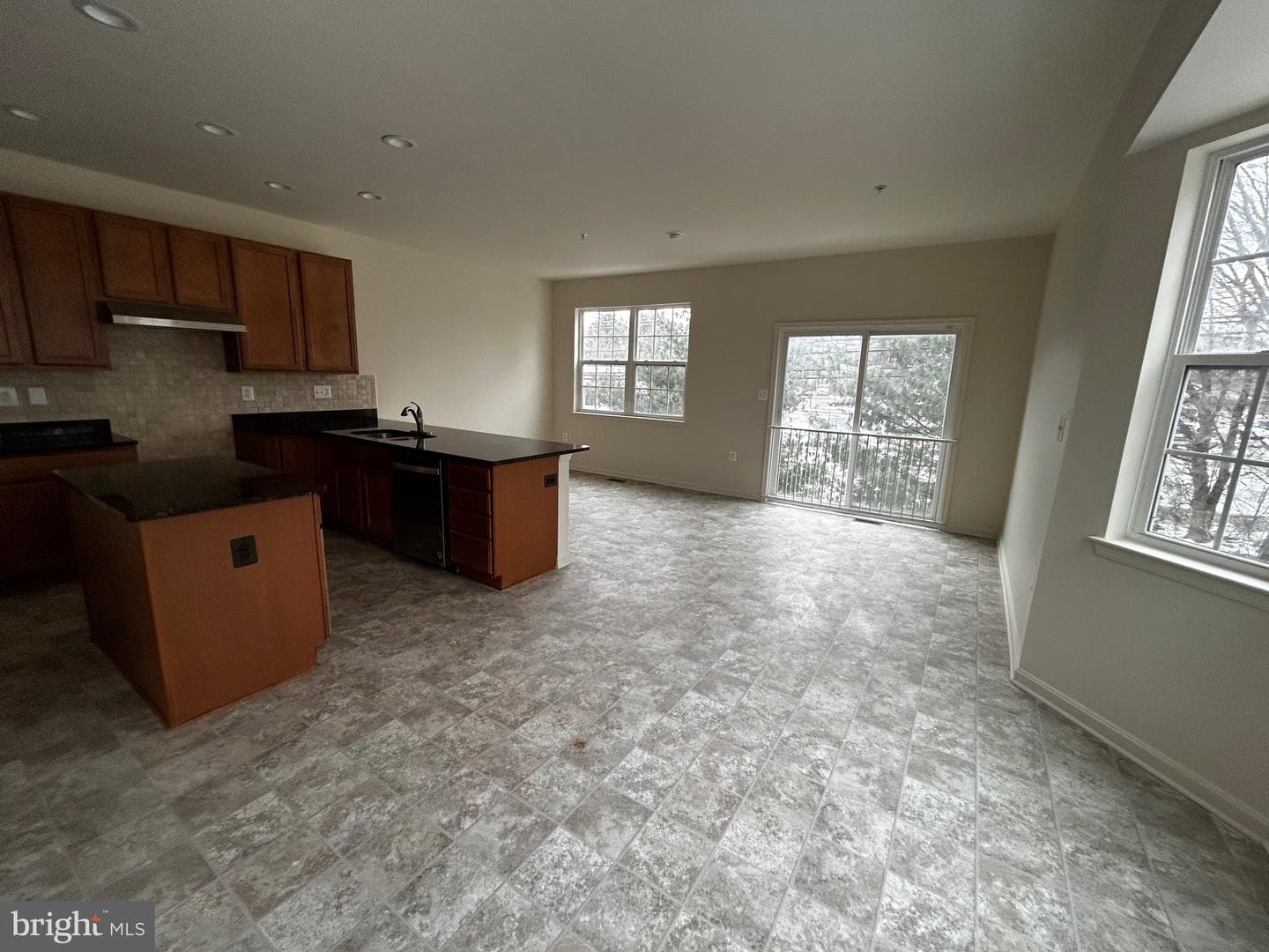 3351 Landmark Court photo 7