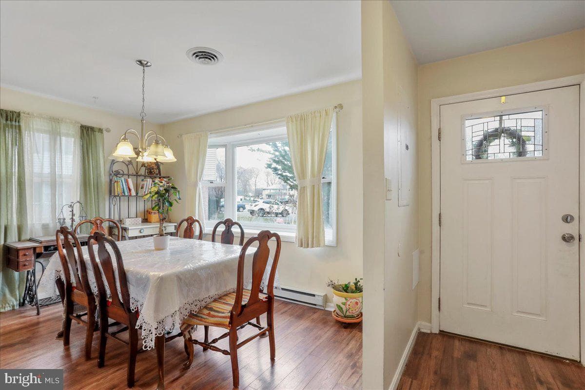 14891 Robinhood Circle photo 7