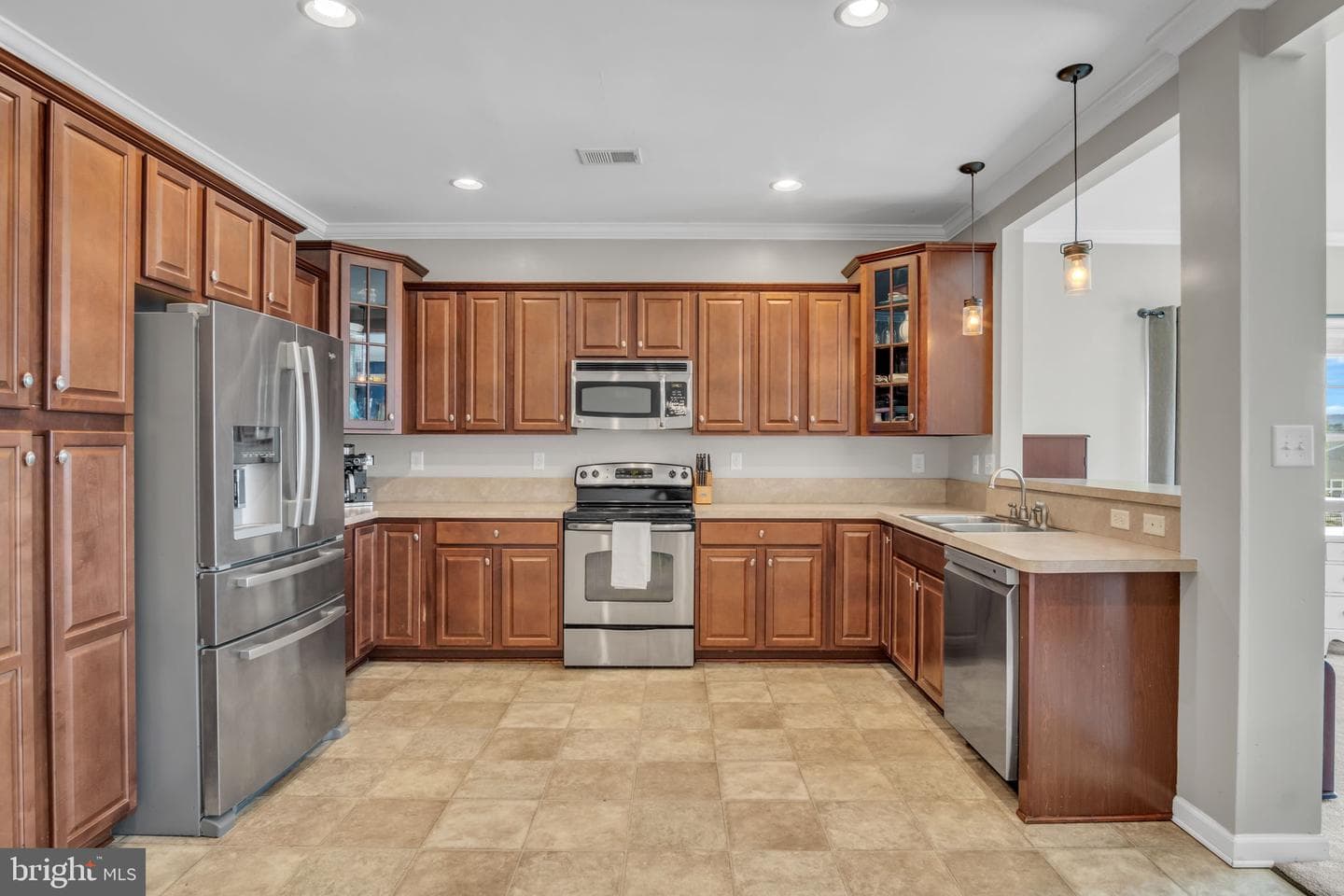 8827 Casper Drive photo 8