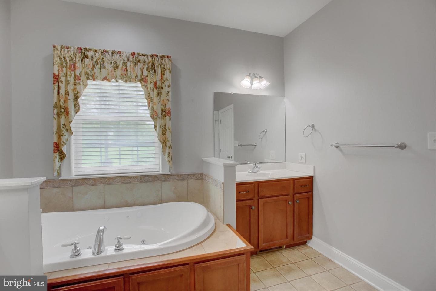 344 Moss Spring Avenue photo 44