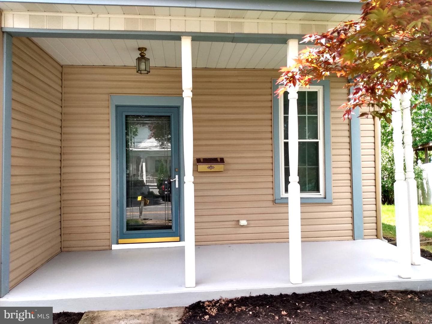 42 W Main Street photo 2