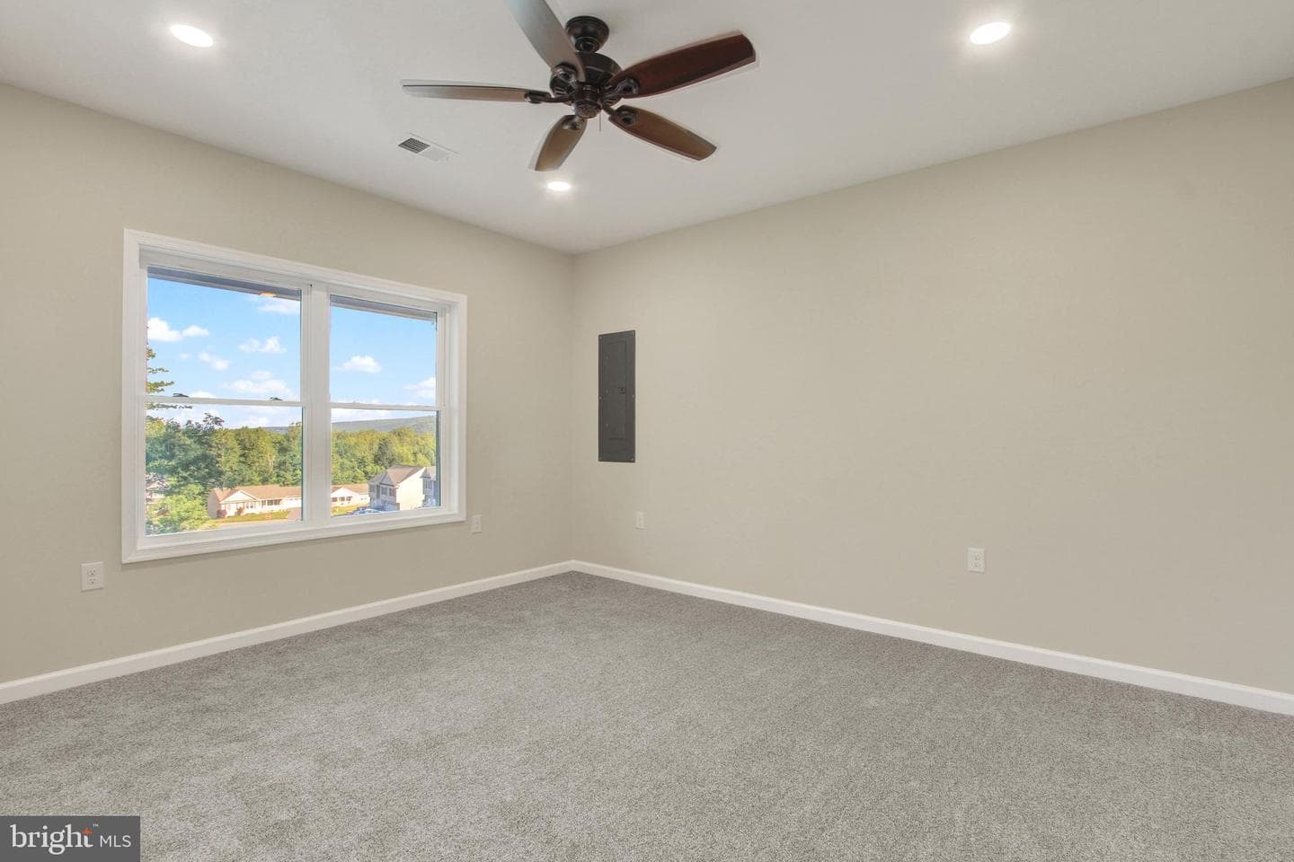 12753 Arielle Lane photo 4
