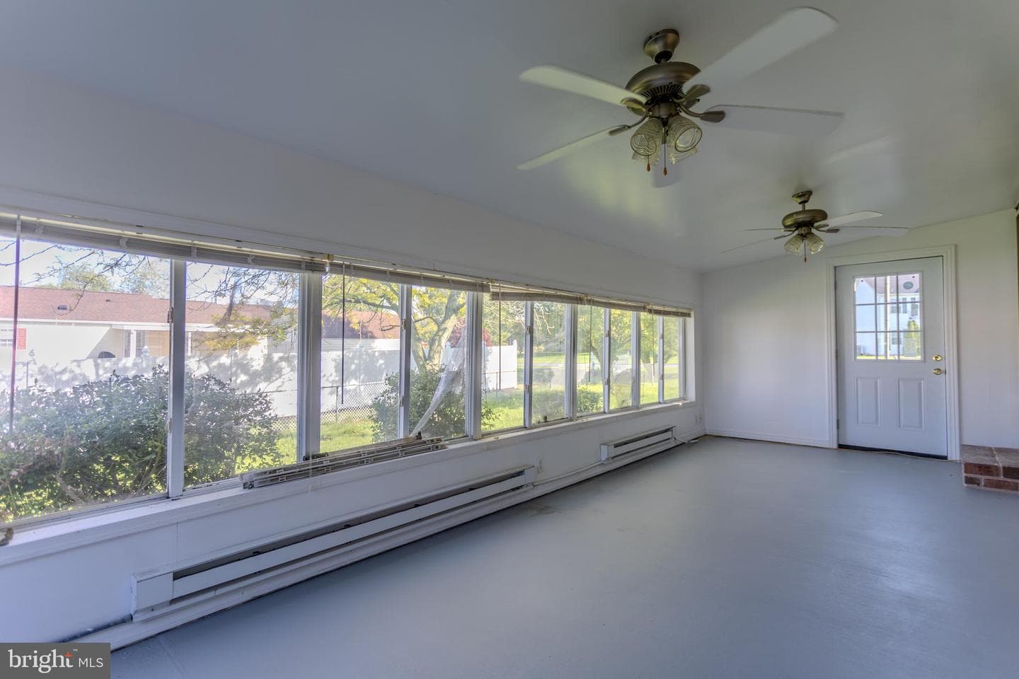 186 Hampton Drive photo 24