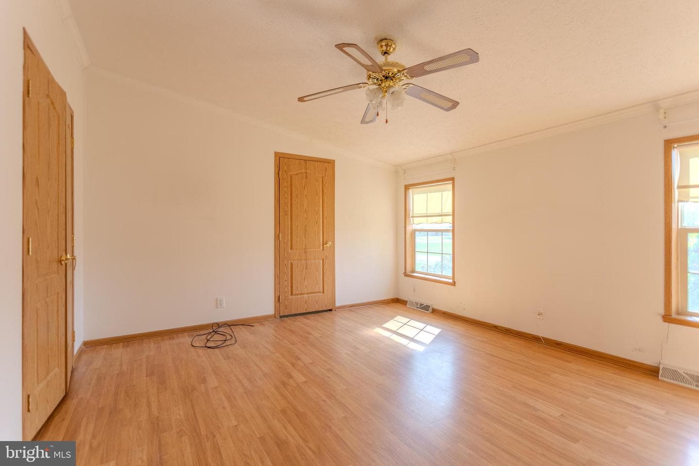 186 Hampton Drive photo 30