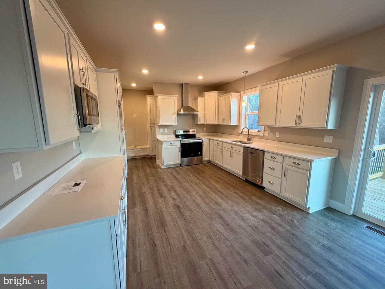 1516 Sherry Drive photo 4