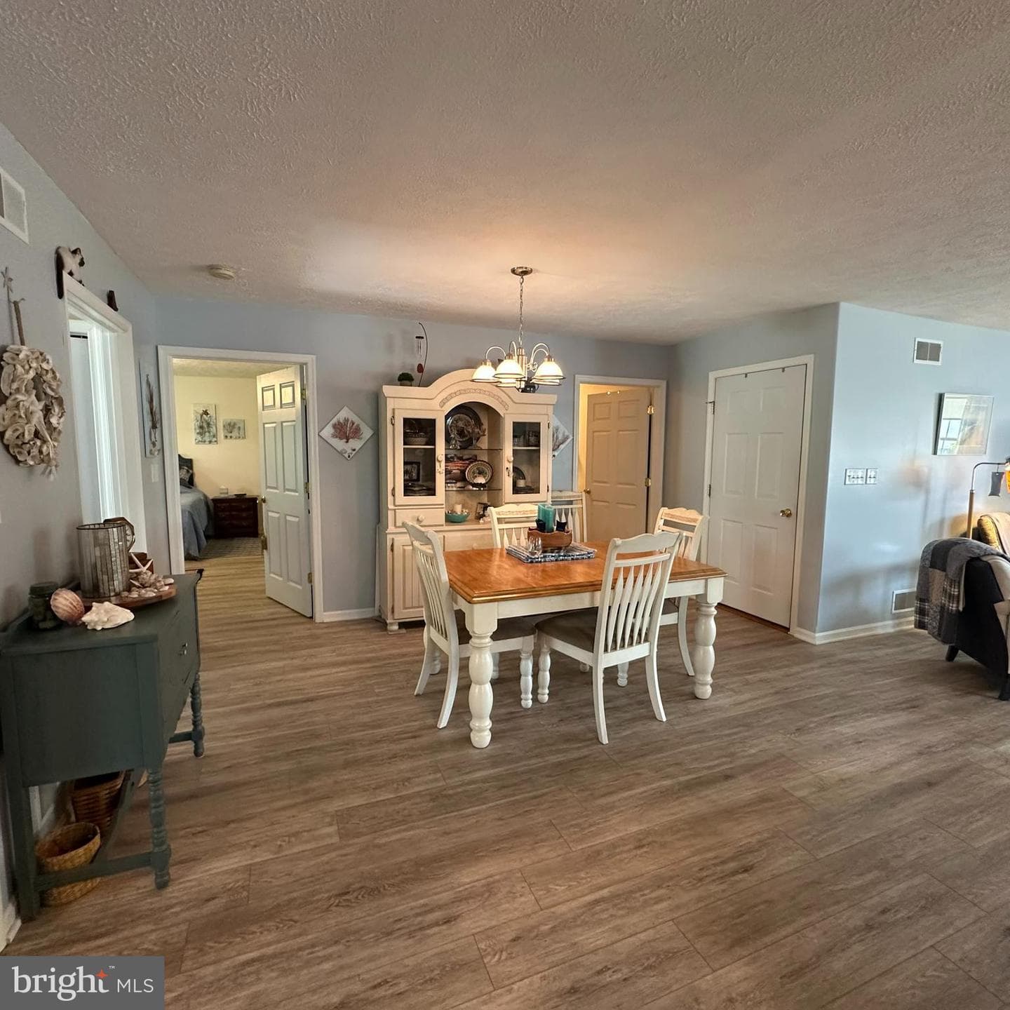 121 Central Way photo 14