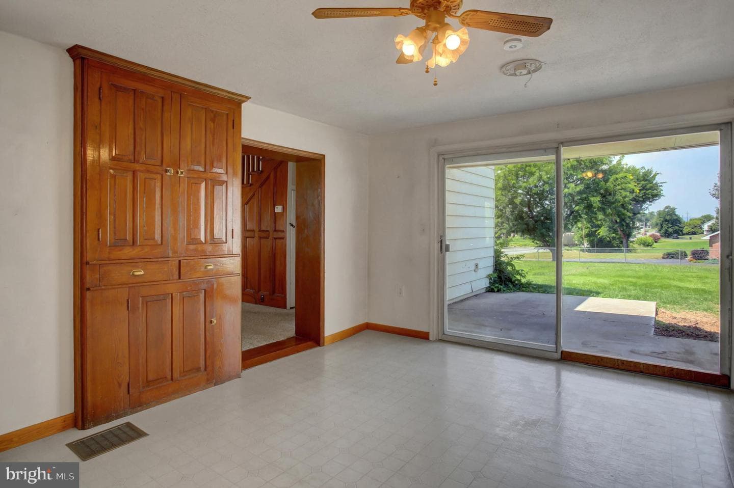 5089 Buchanan Trail W photo 16