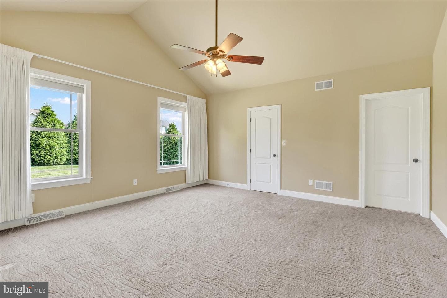202 Summer Breeze Lane photo 13