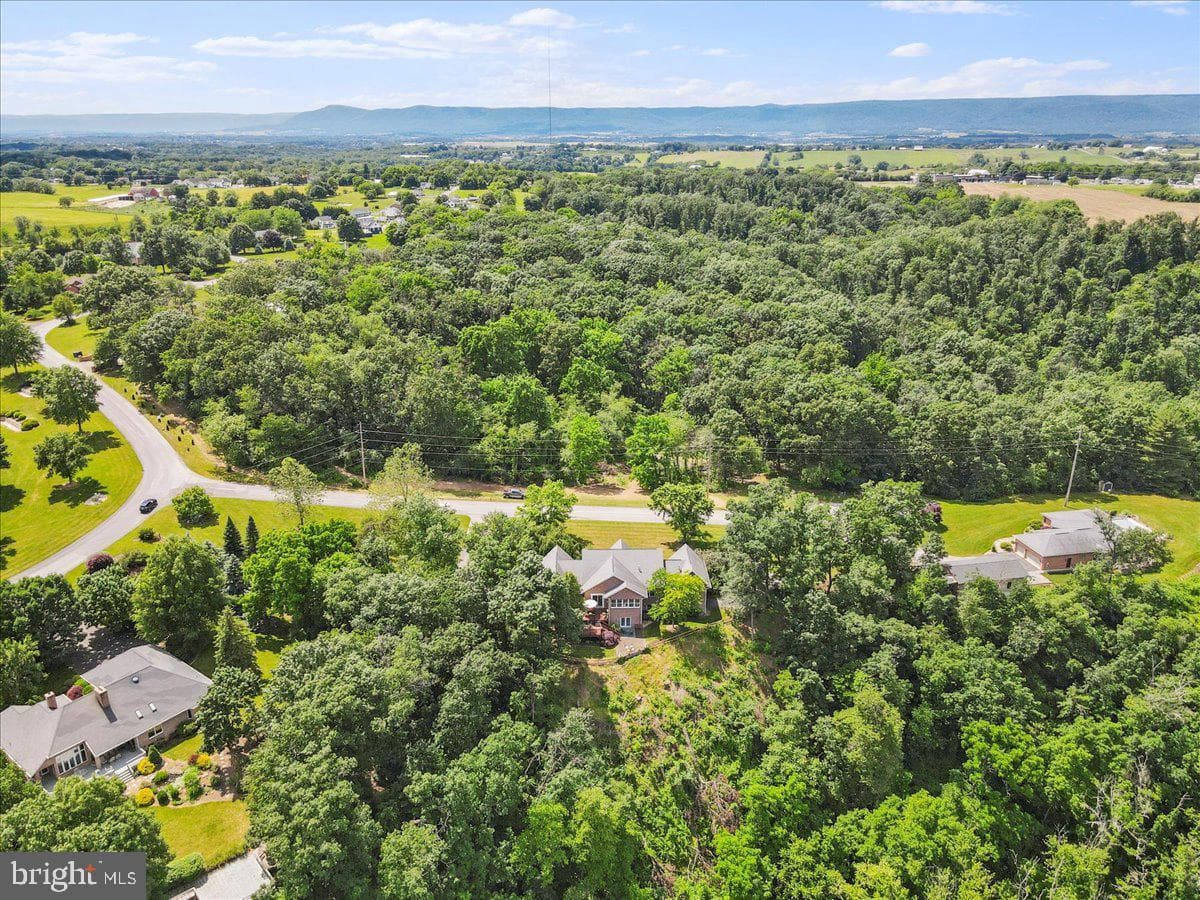 934 Samerica Drive photo 25