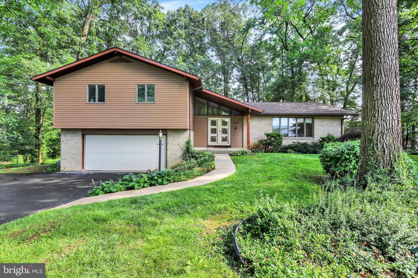 6126 Winged Foot Court photo 2