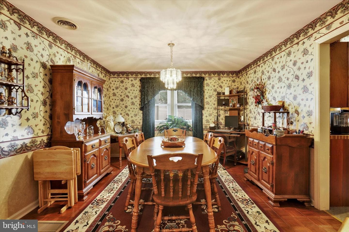 610 Westover Road photo 14