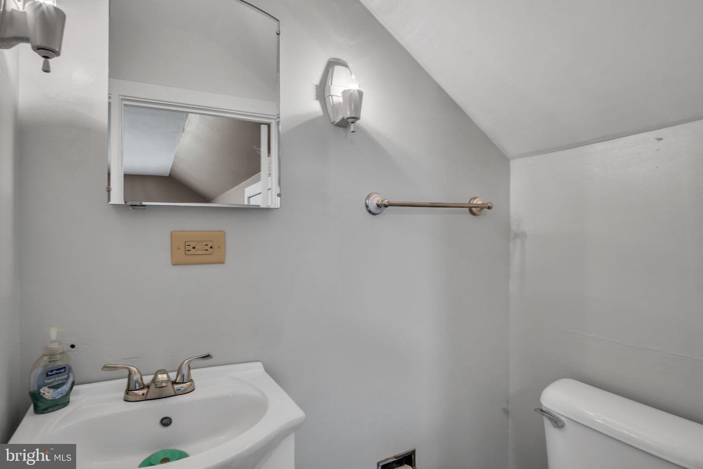 12227 Snyder Avenue photo 23