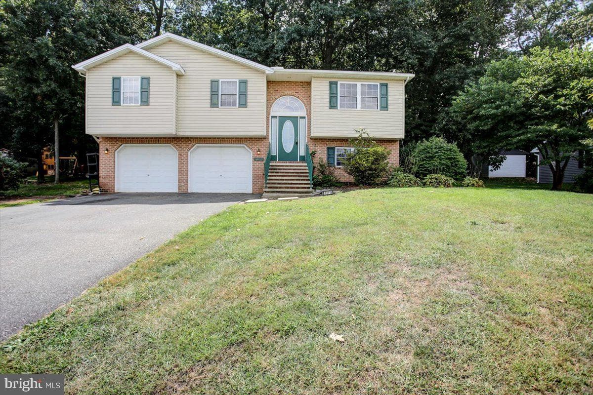 10119 Cardinal Drive photo 1