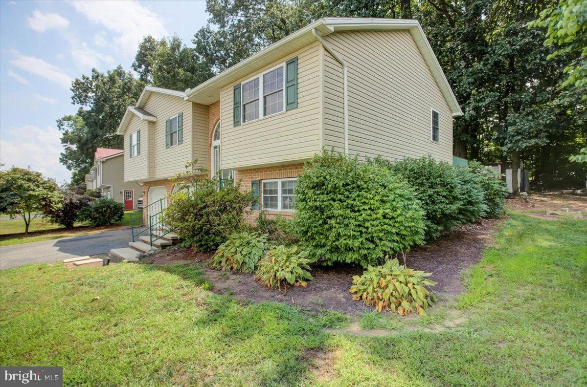 10119 Cardinal Drive photo 4