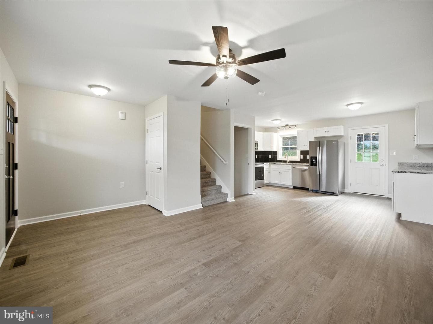 13872 Lower Edgemont Road photo 3