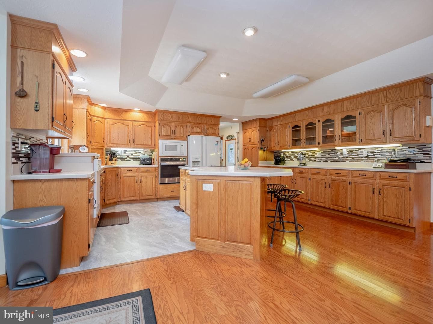 6426 Lincoln Way E photo 16