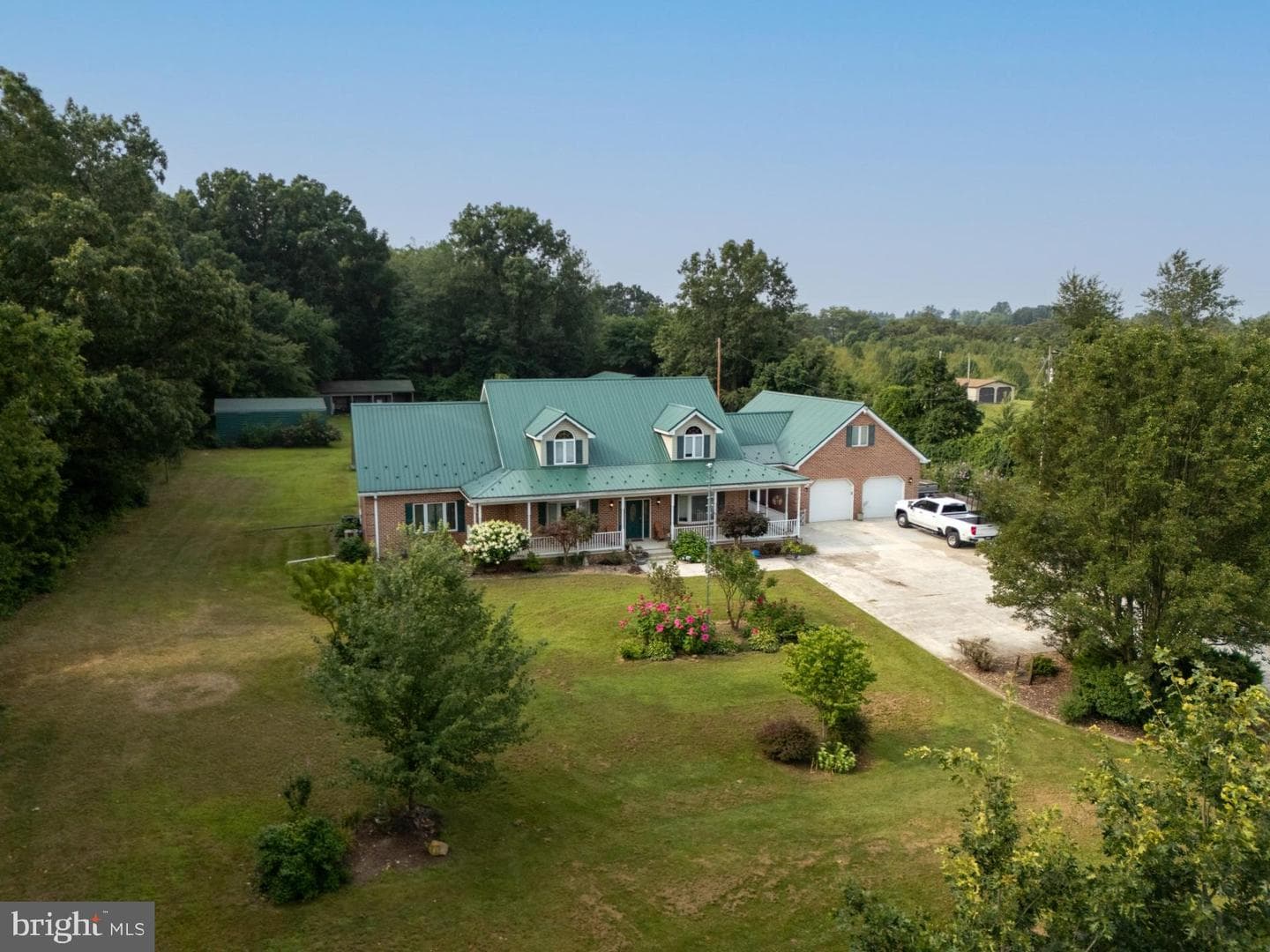 6426 Lincoln Way E photo 2