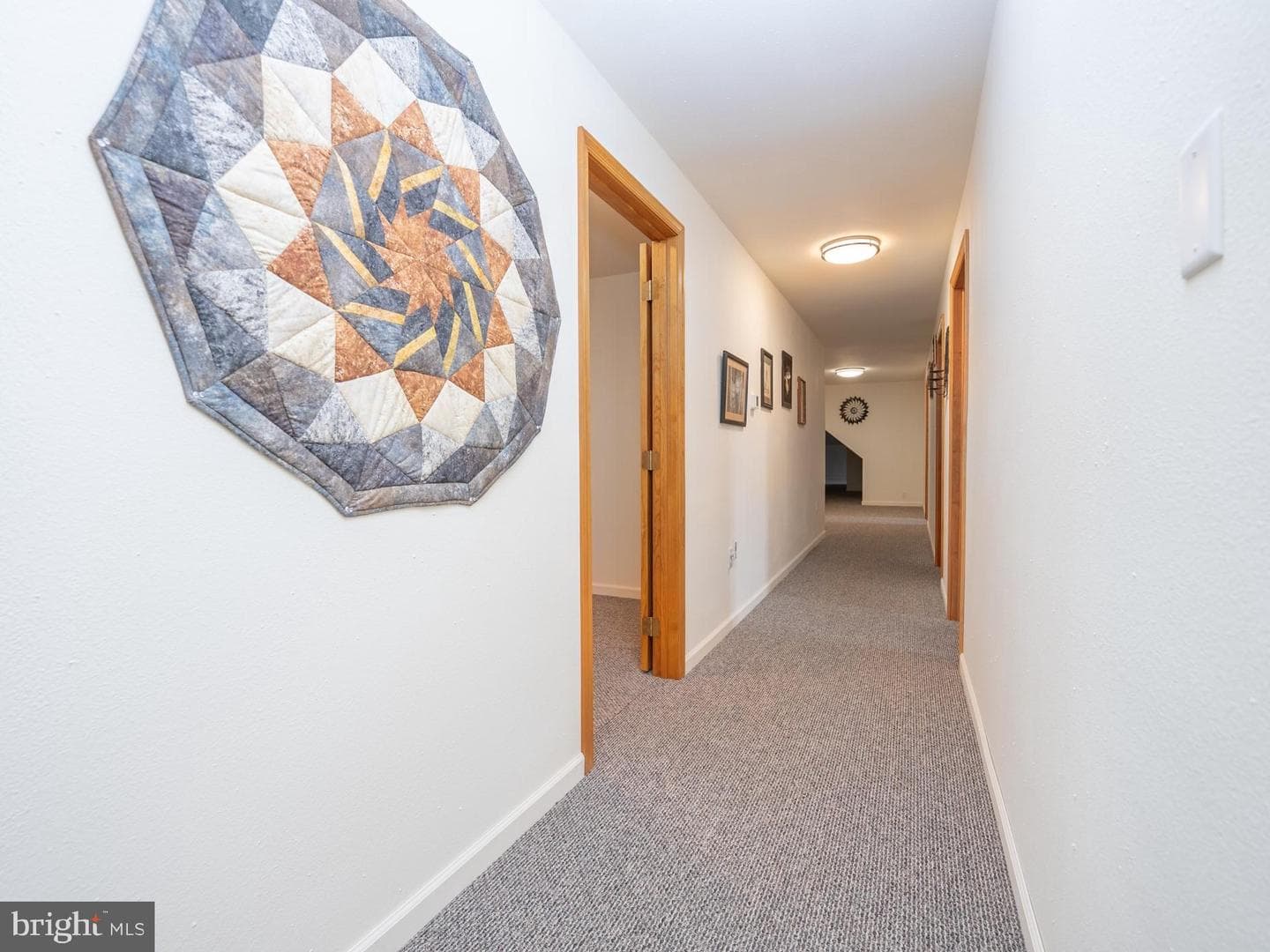 6426 Lincoln Way E photo 41
