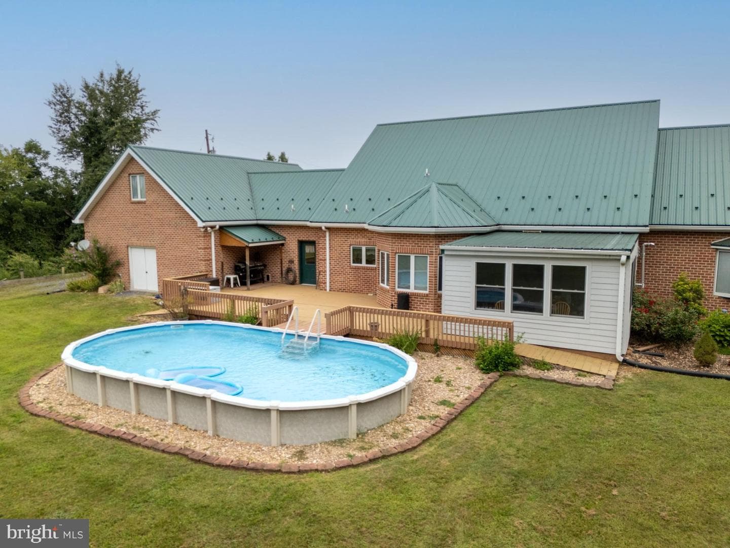 6426 Lincoln Way E photo 49