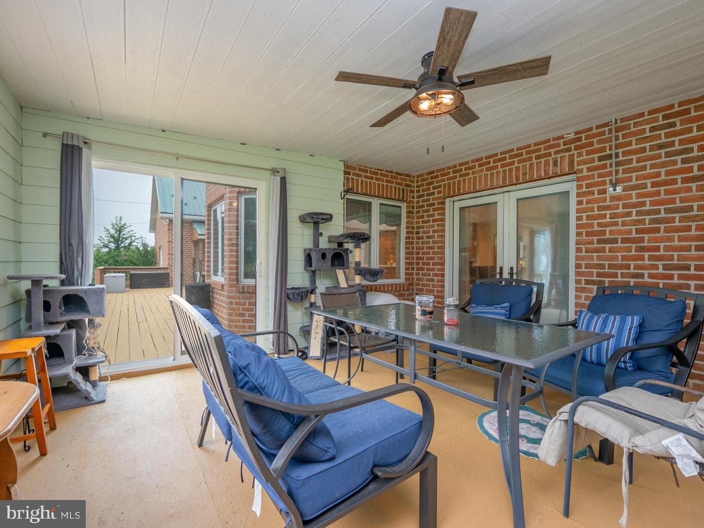 6426 Lincoln Way E photo 64