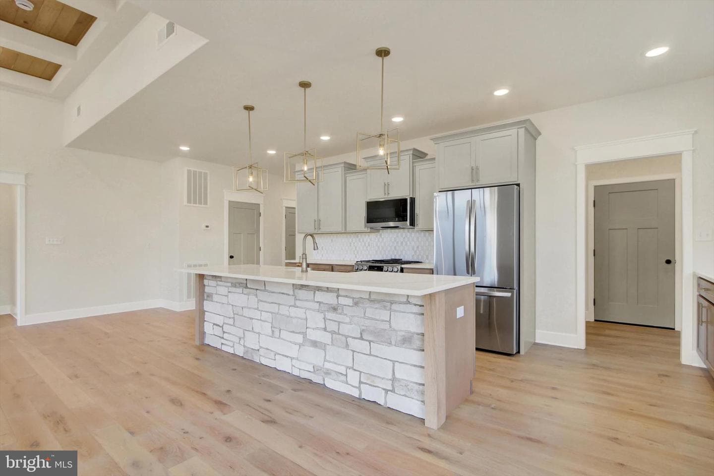 10842 Sierra Drive photo 14