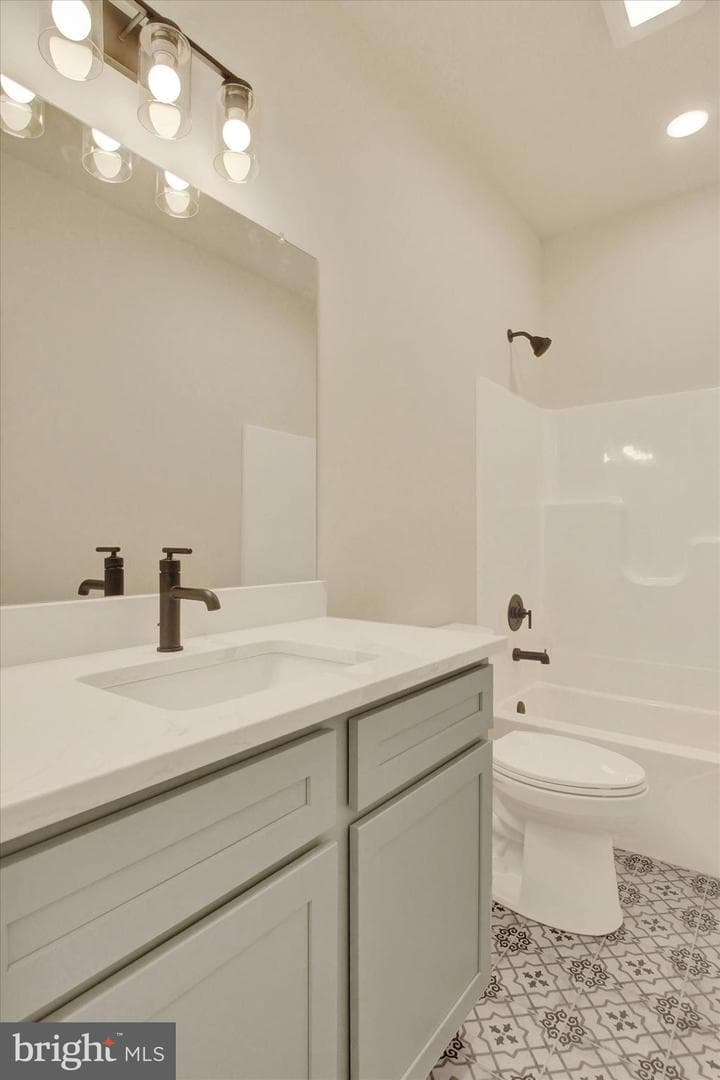 10842 Sierra Drive photo 18