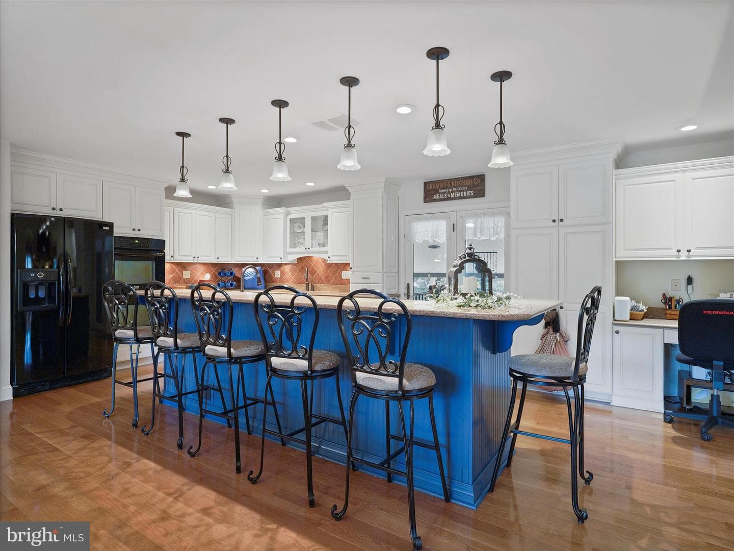 184 Park Heights Avenue photo 4