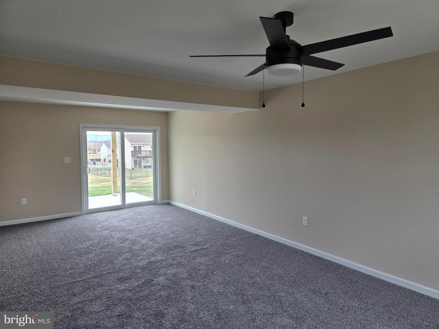 255 Grove Drive photo 5