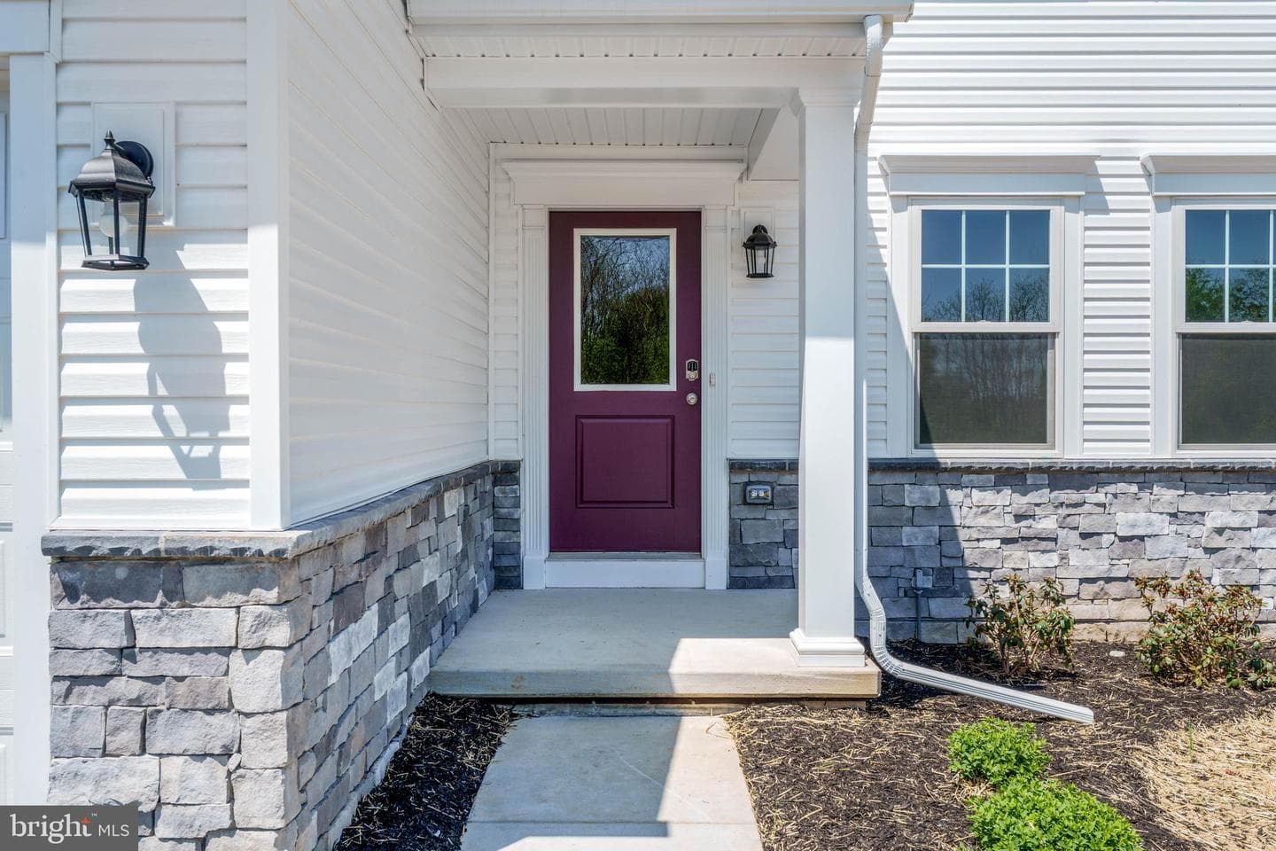 5893 Buchanan Drive photo 4