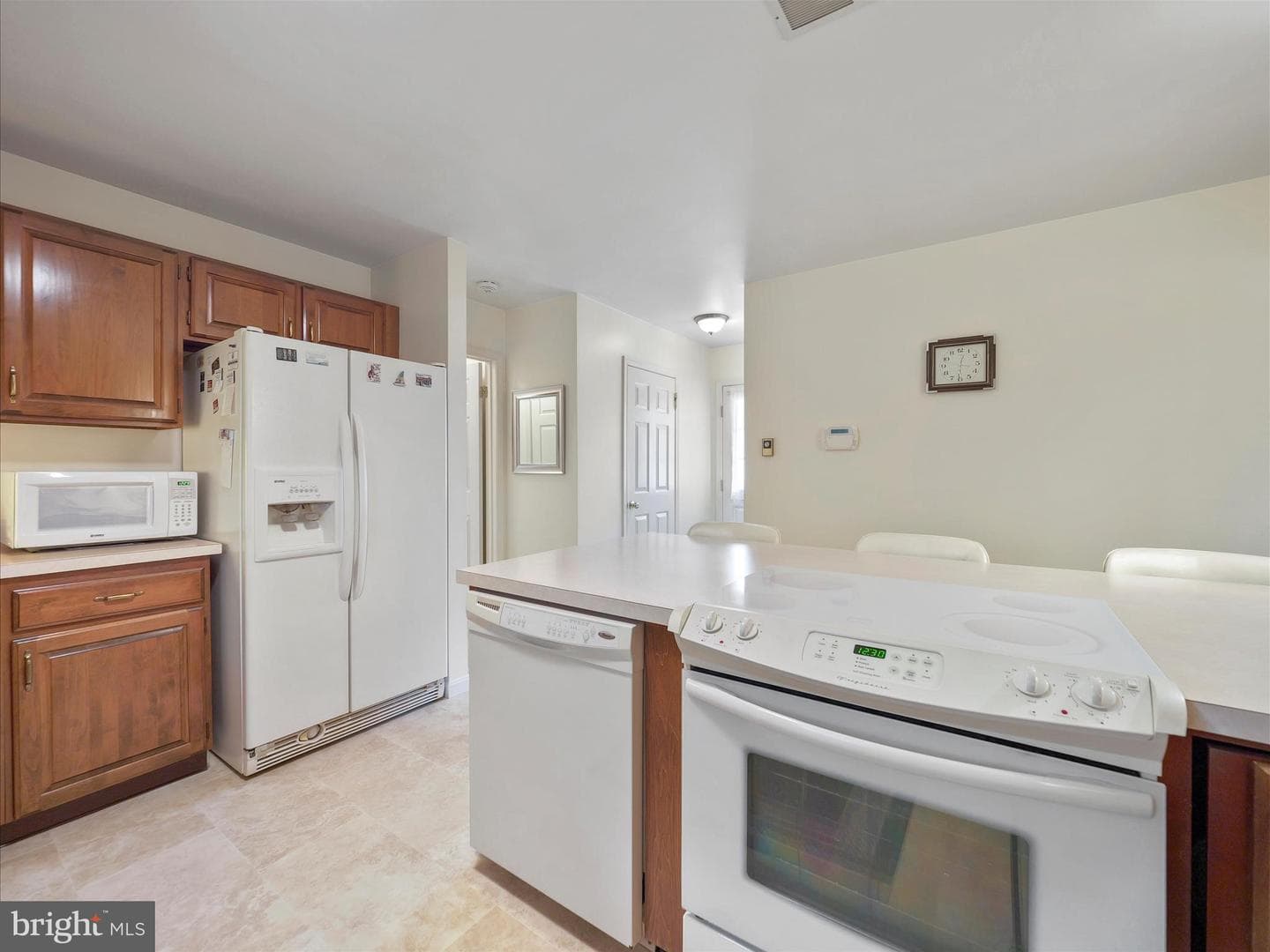 87 Grandview Avenue photo 11