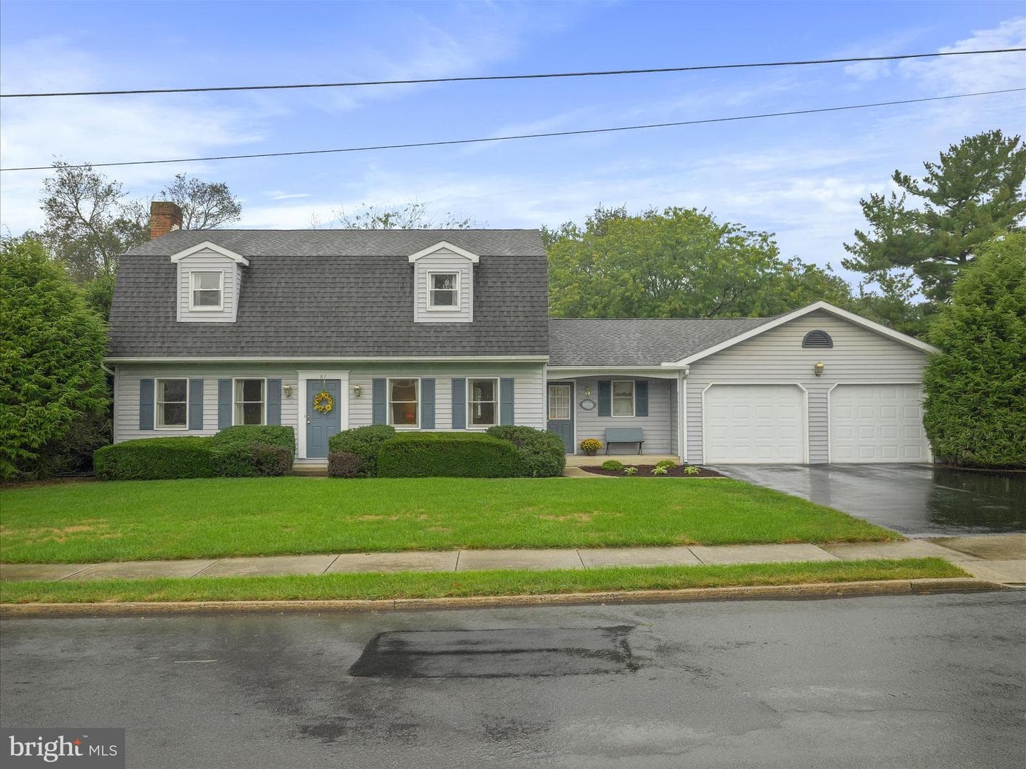 87 Grandview Avenue photo 2
