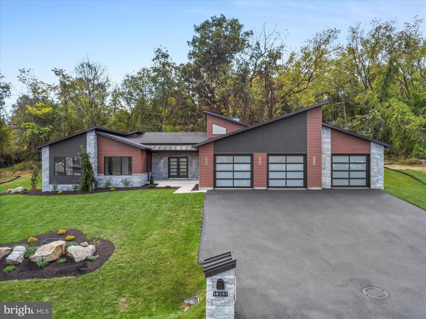1868 Carrera Drive photo 30