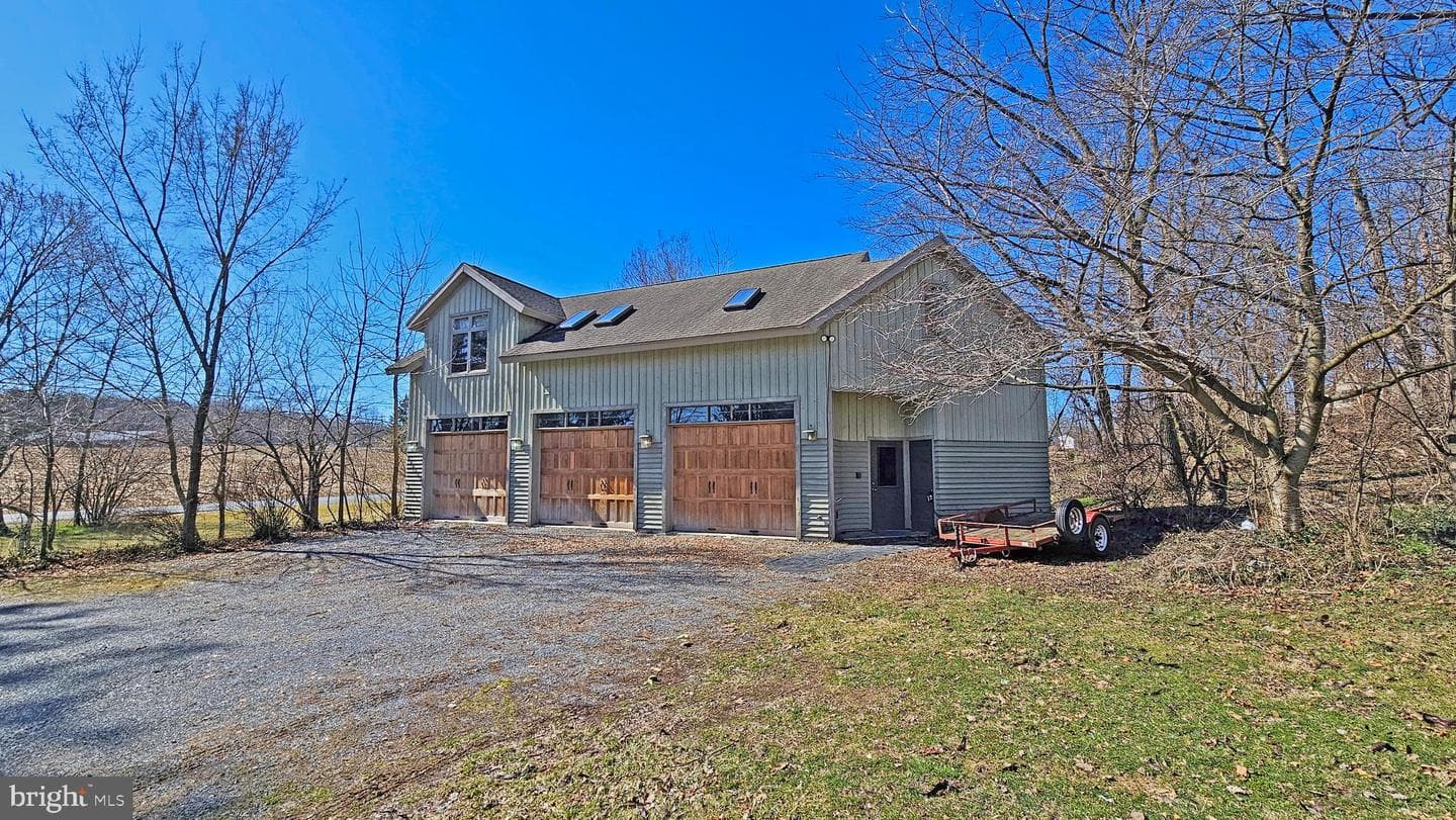 645 Edwards Avenue photo 16