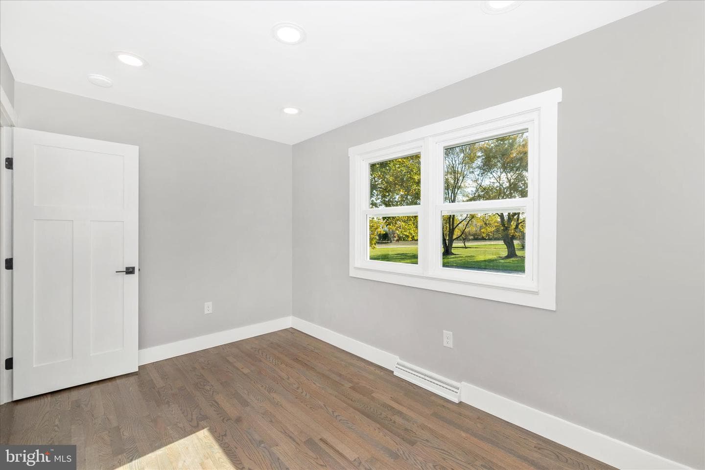 7732 Nevin Road photo 29
