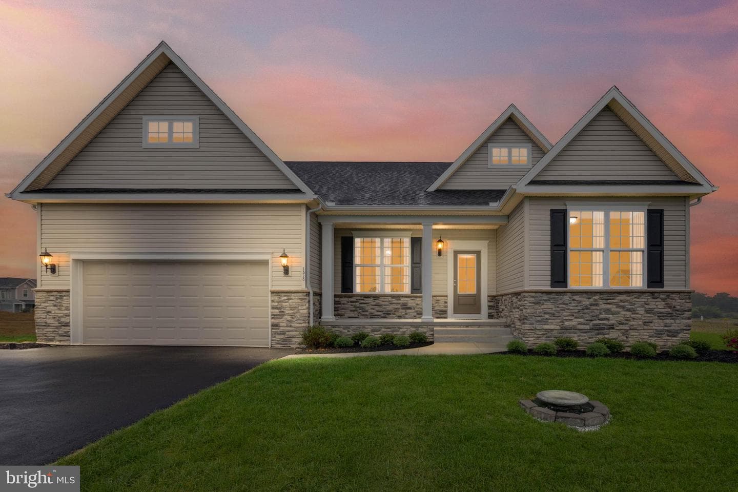1520 Falcon Ln # 251 photo 1