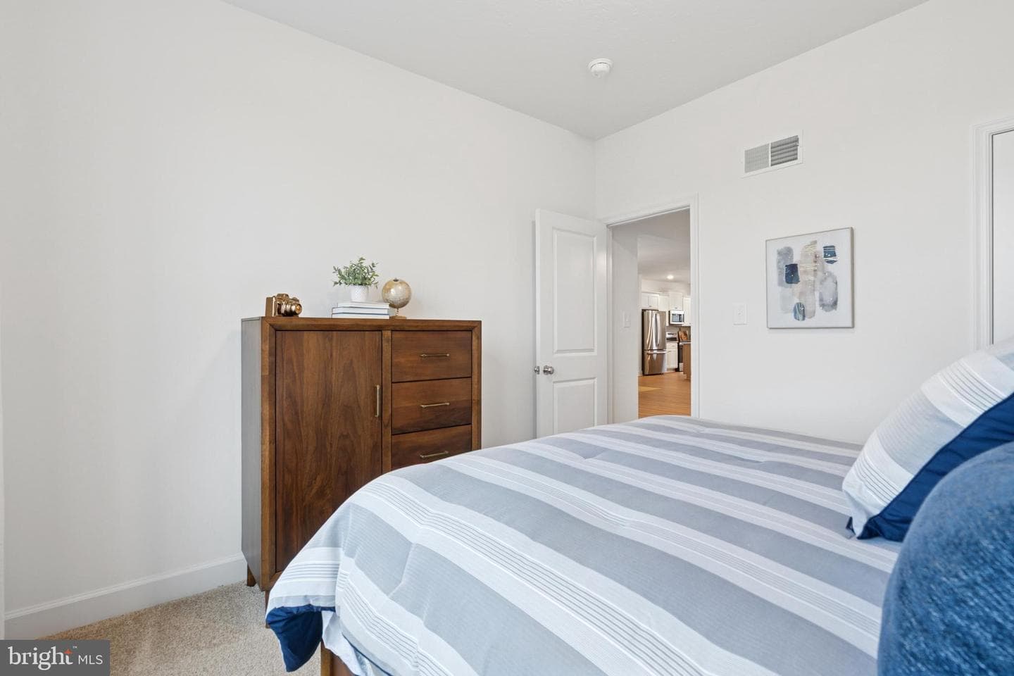 1520 Falcon Ln # 251 photo 32