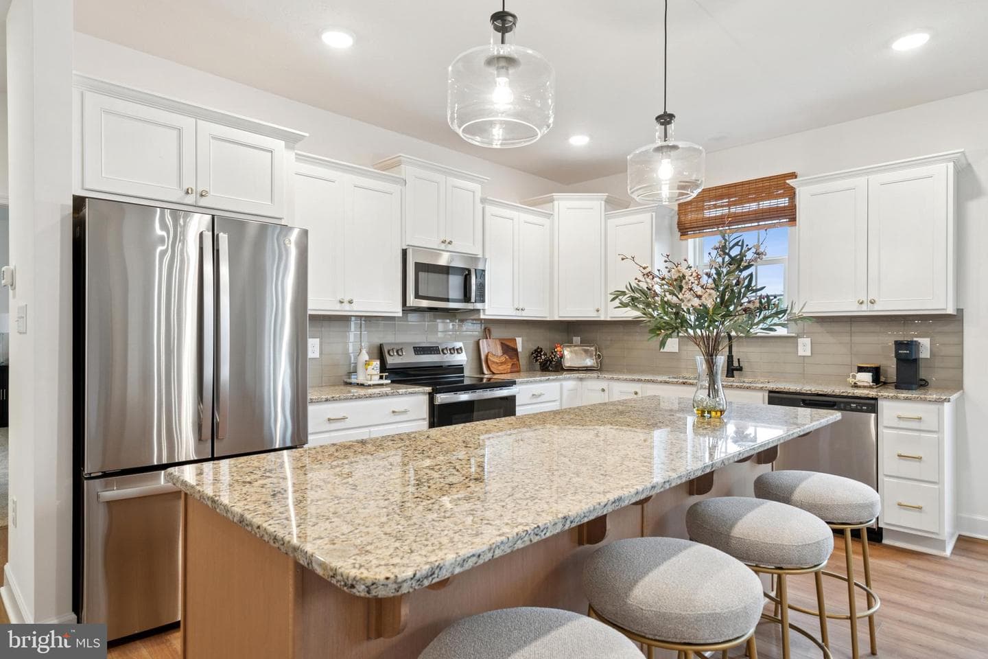 1520 Falcon Ln # 251 photo 8