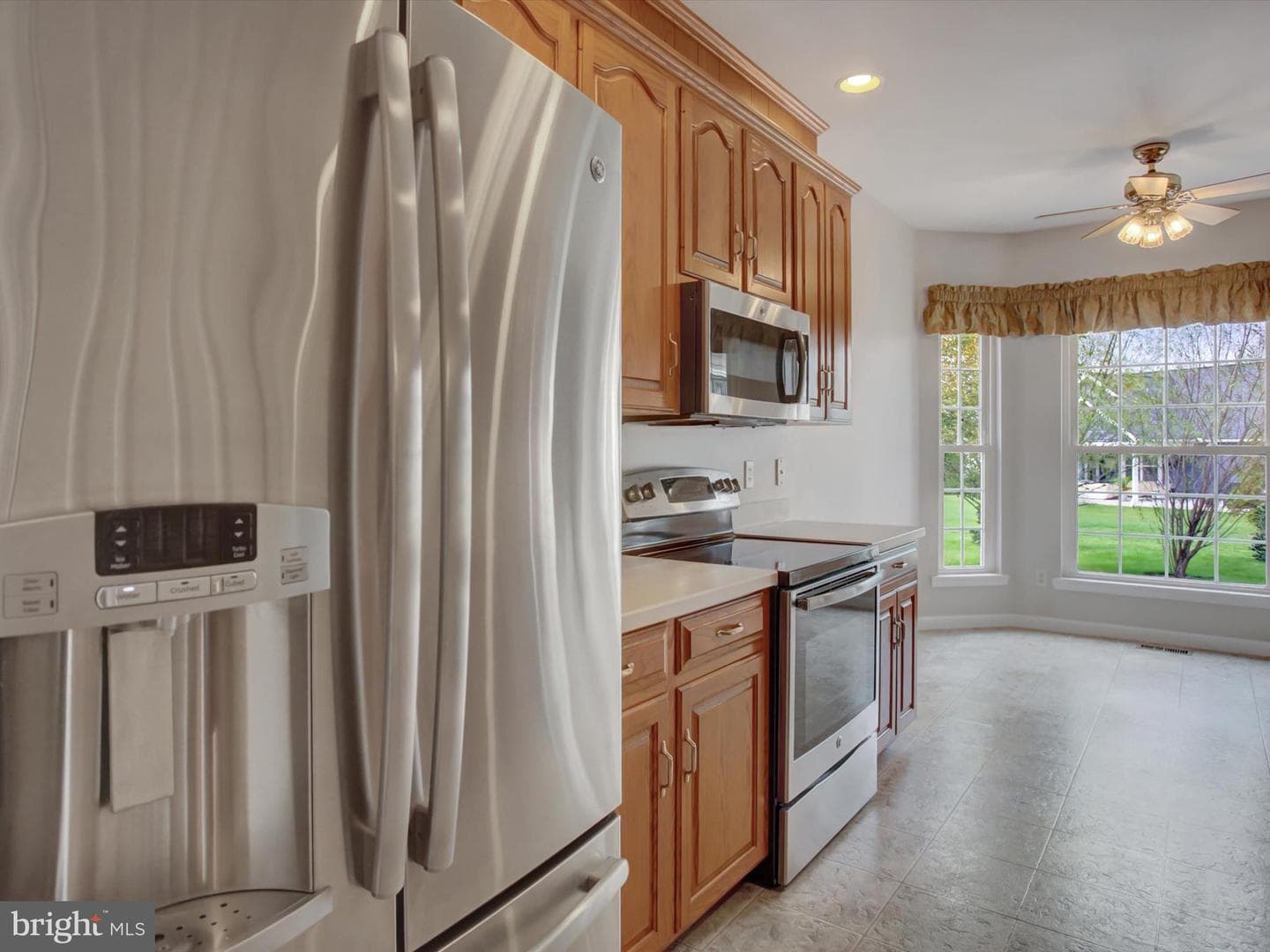 11765 Melrose Avenue photo 27