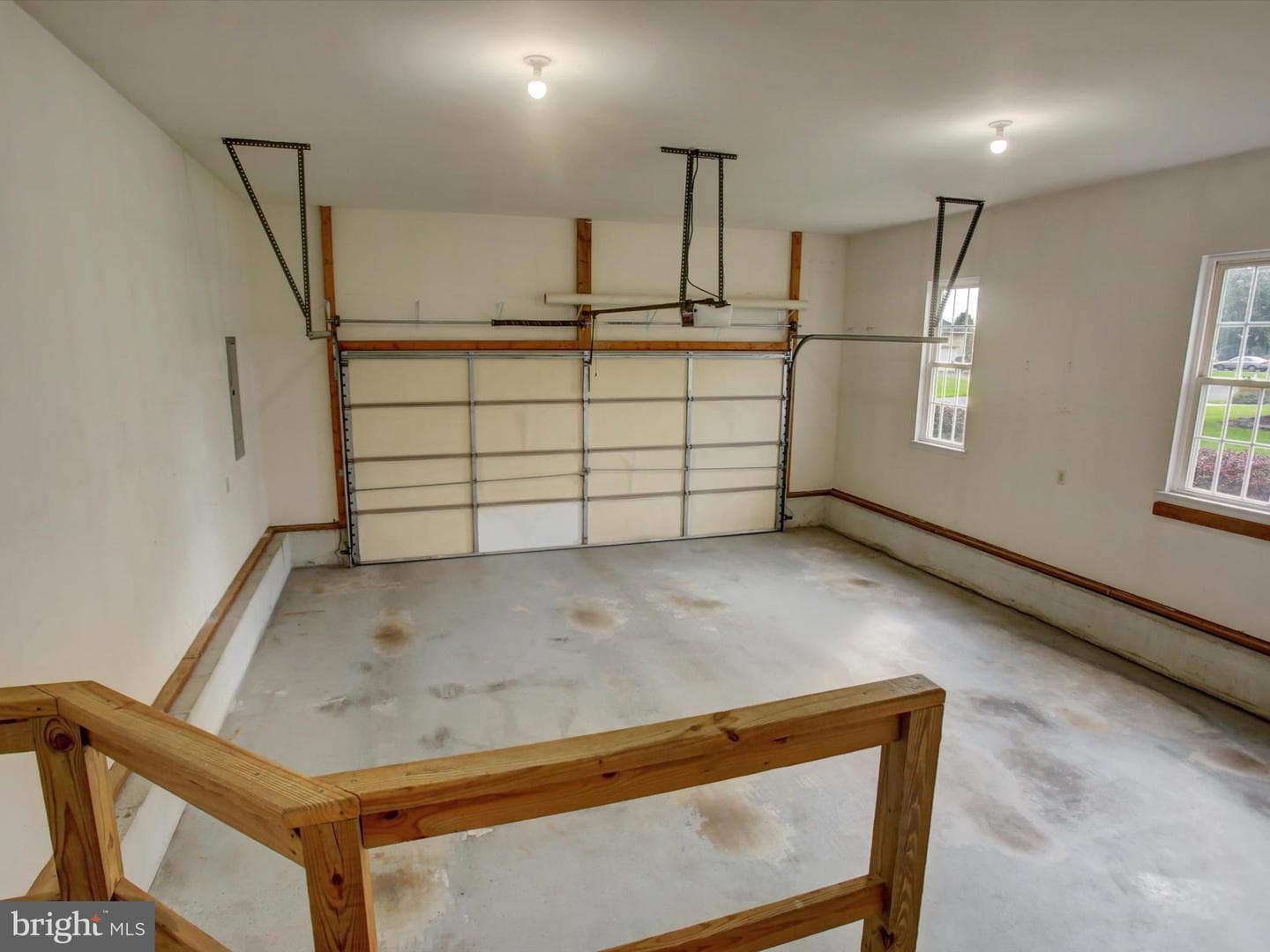 11765 Melrose Avenue photo 32