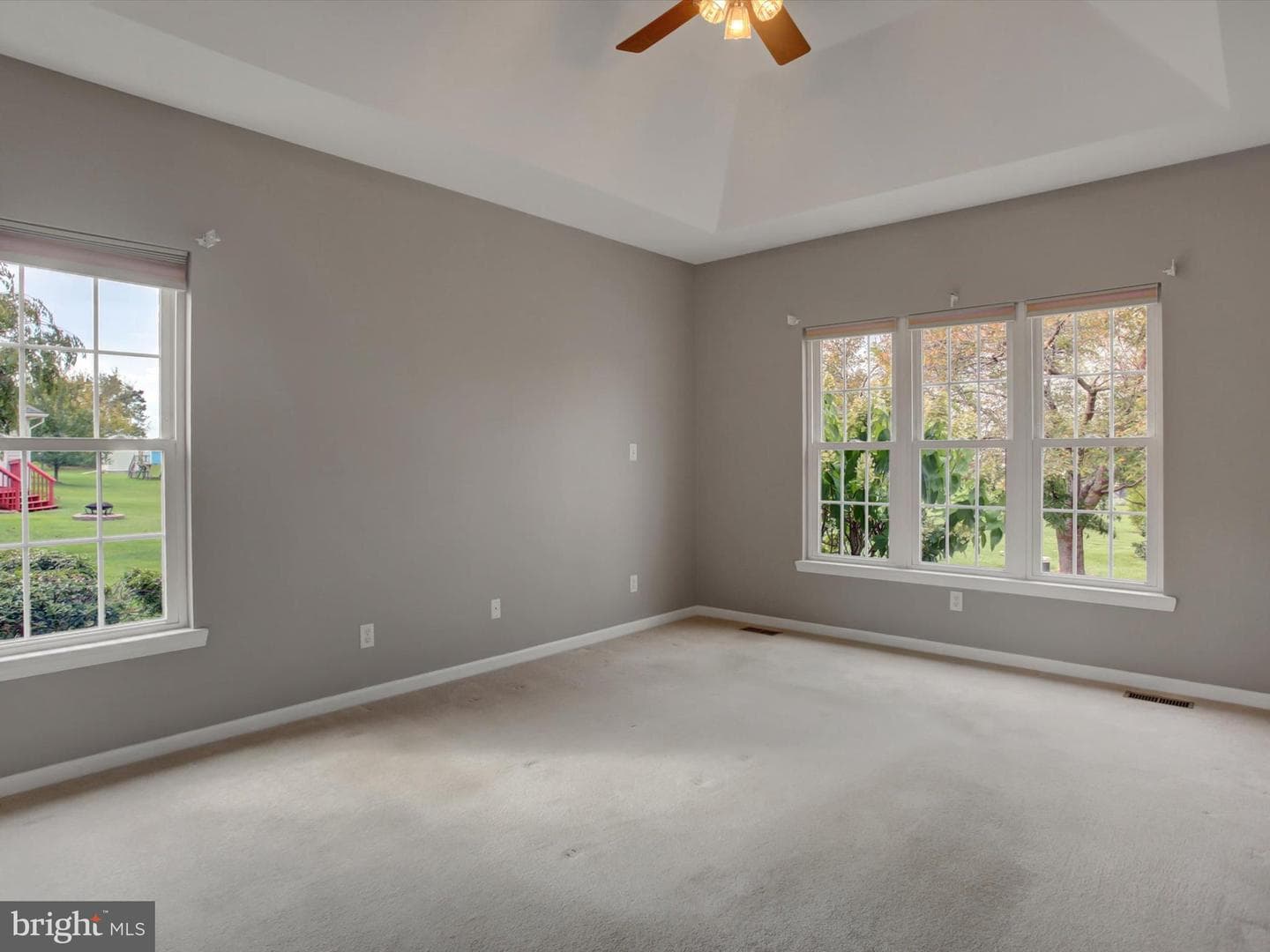 11765 Melrose Avenue photo 35