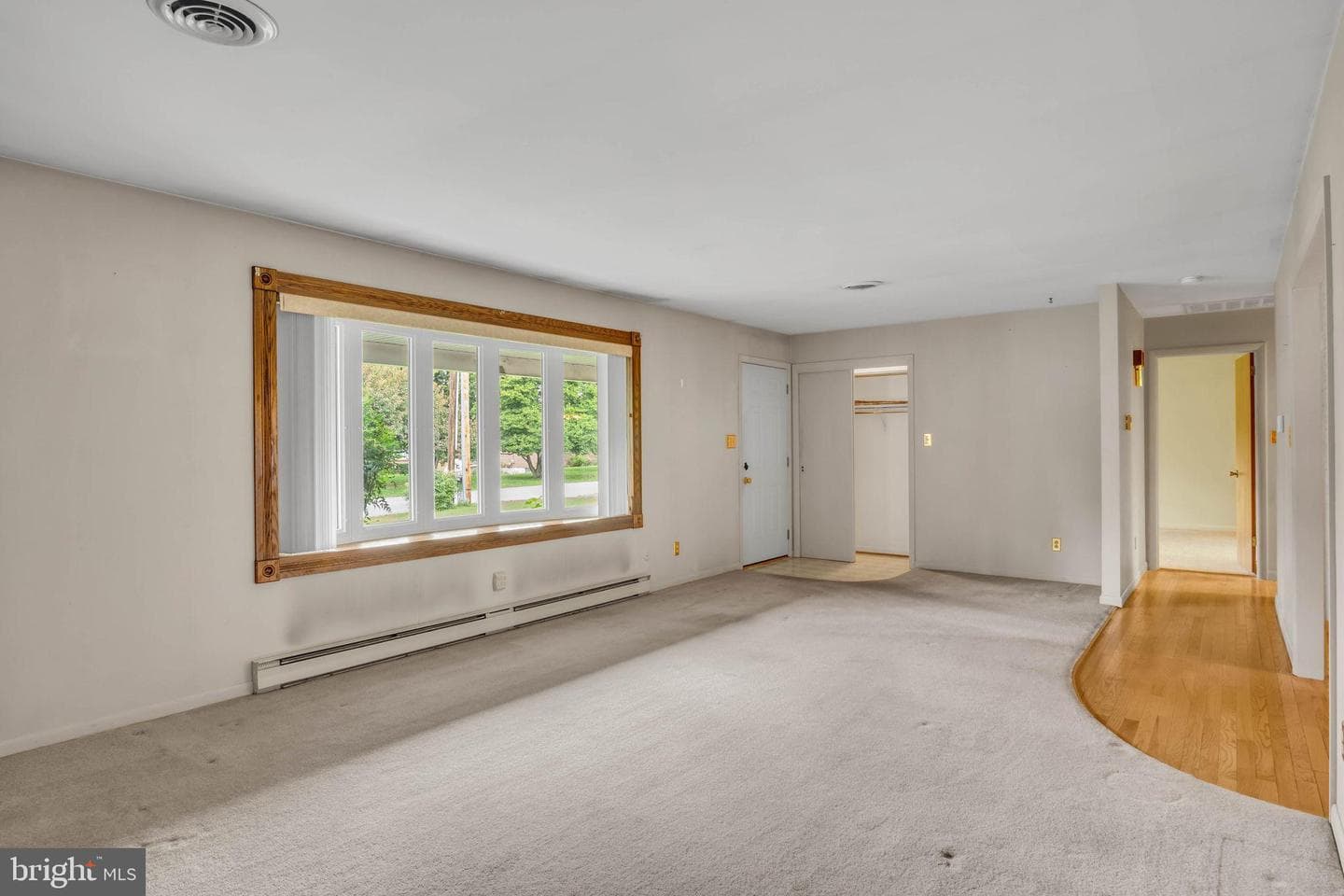 594 Shadyside Drive photo 4